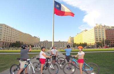 Tour en bicicleta Privado Santiago Centro Cultural 🕙9.30 am