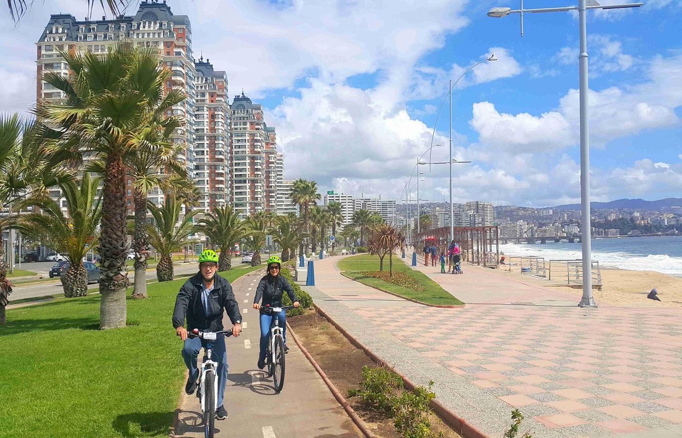 Tour en bicicleta Privado Concon, Viña del Mar y Valparaiso